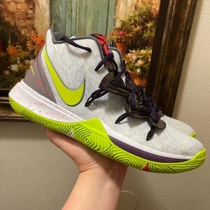 Nike Kyrie 5 Mamba Mentality sneakers